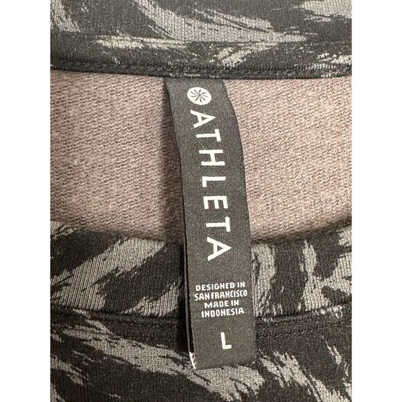 Athleta Women’s Gray Black Print Dolman Sleeve Pull Over Sweater Size Large - Picture 3 of 6